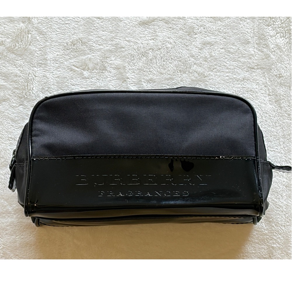 Burberry Black Patent Canvas Toiletry Bag Unisex OS Good